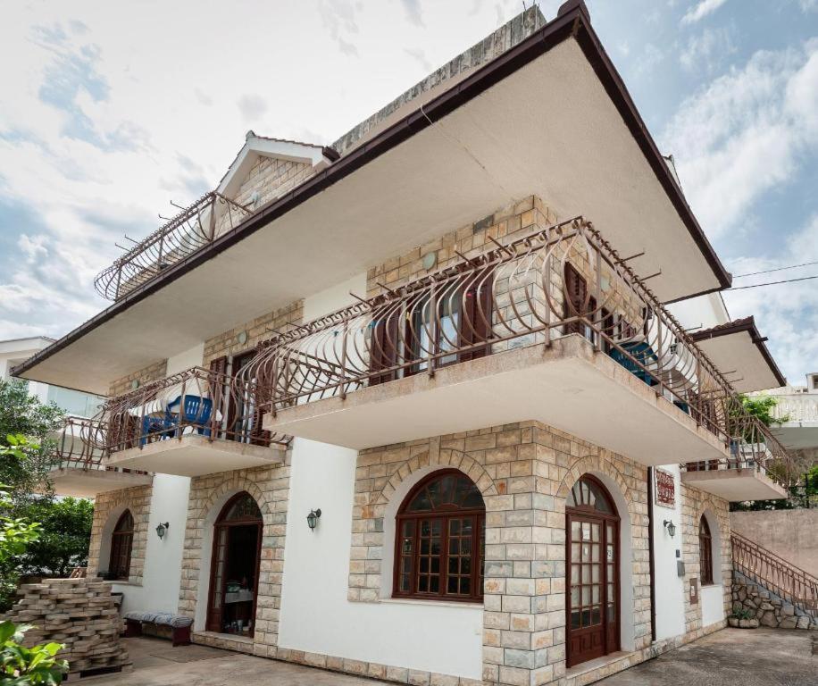 Maribela Apartments Trogir Exterior foto