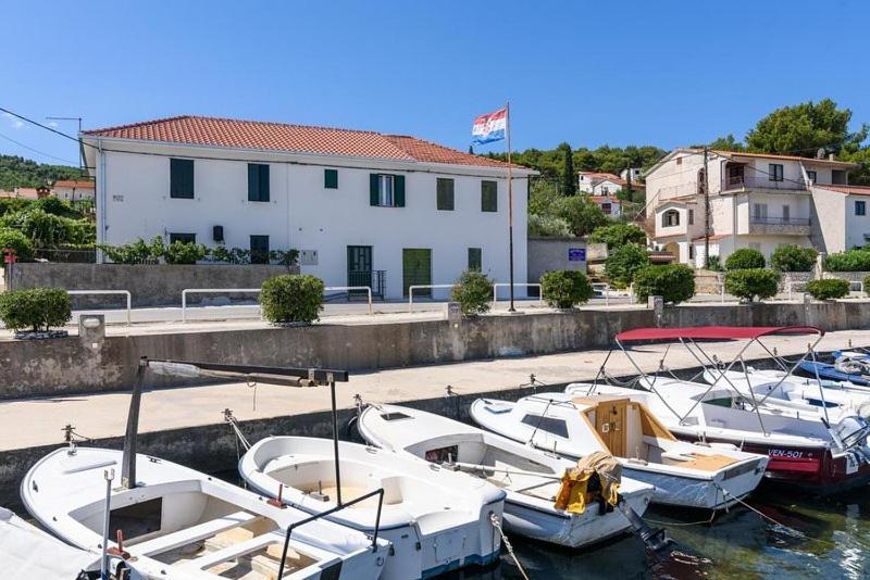 Maribela Apartments Trogir Exterior foto