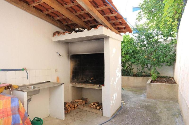 Maribela Apartments Trogir Exterior foto